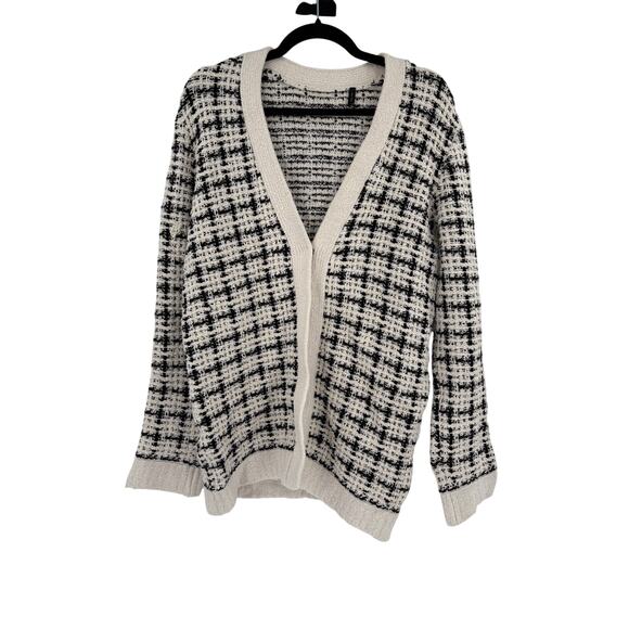 2/$30 THEORY Black White Cardigan Sweater Size L Plaid Soft Thick Buttons - Picture 3 of 5